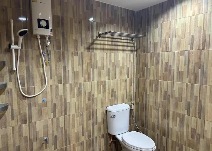 Apamet Sukhumvit 55 Hotel *
