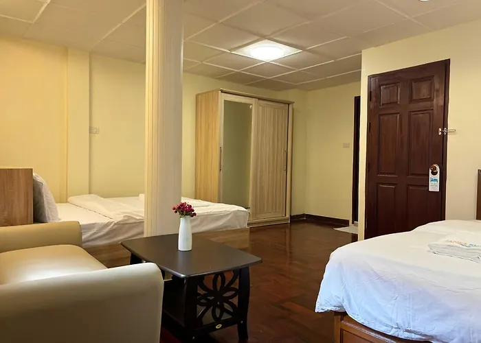 Apamet Sukhumvit 55 *