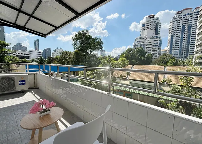 Apamet Sukhumvit 55 Hotel
